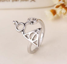 Load image into Gallery viewer, Harry Potter Owl Necklace